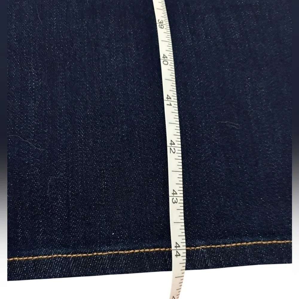NWT Old Navy Mid-Rise Boot-Cut Jeans in Deep Blue - Picture 6 of 7